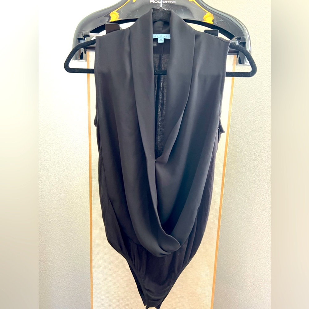 ♟️🕶️ ANTONIO MELANI BLACK COWEL NECK BODYSUIT♟️🕶️